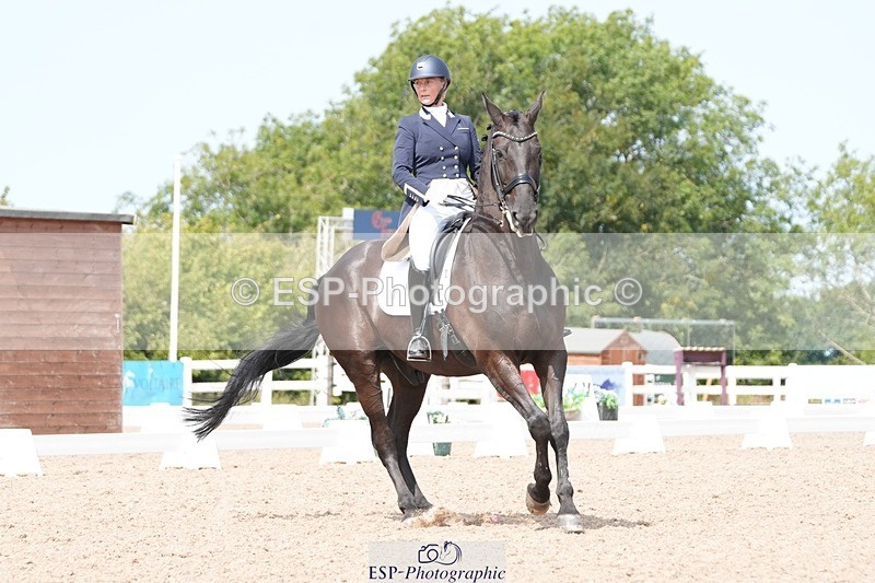 250815-130548-01178 - 017-elaine.scottFlorava