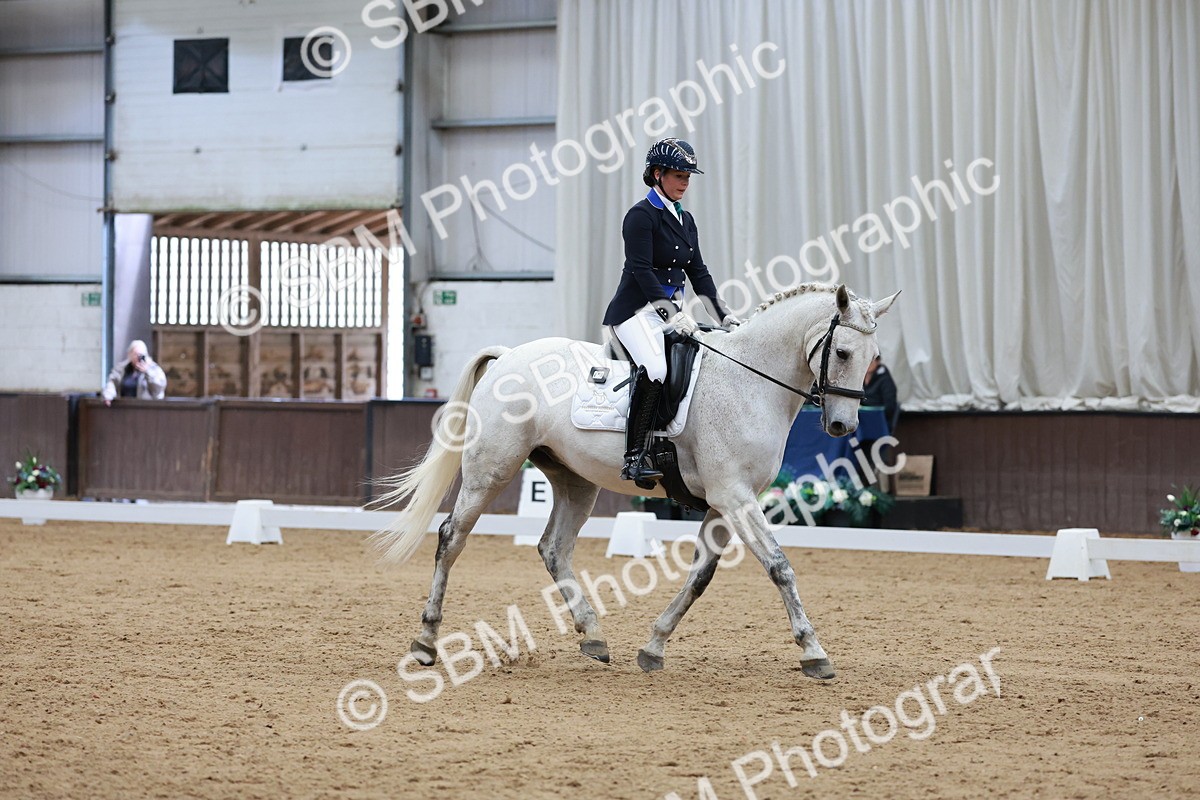 SBM_009902 - Class 6b - Novice 6 - 12.40-13.43