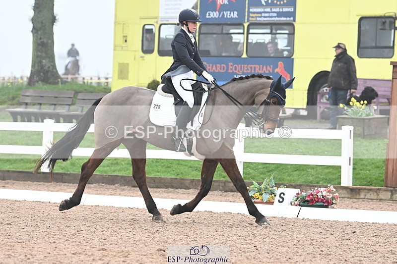 240217A-115647-02476 - 228-Abby.Bannell-Royal.Dalliance