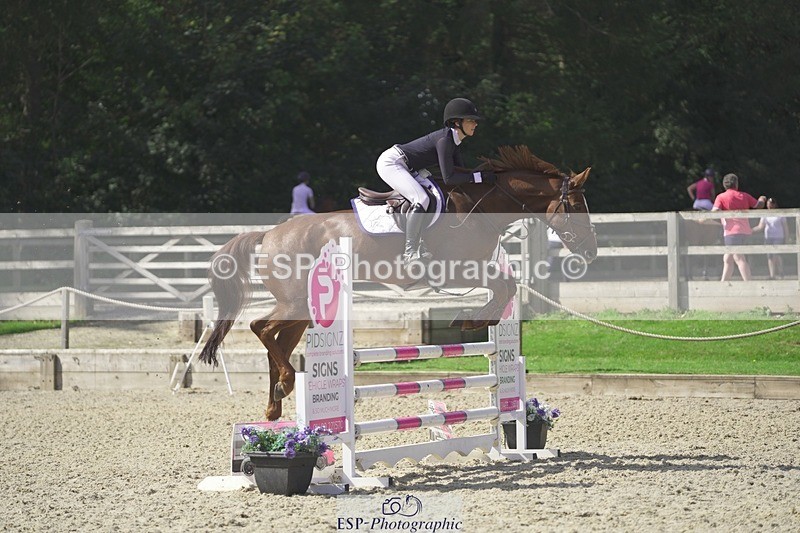 230909-115824-05542 - Cls 17 Snr 1.05m Open