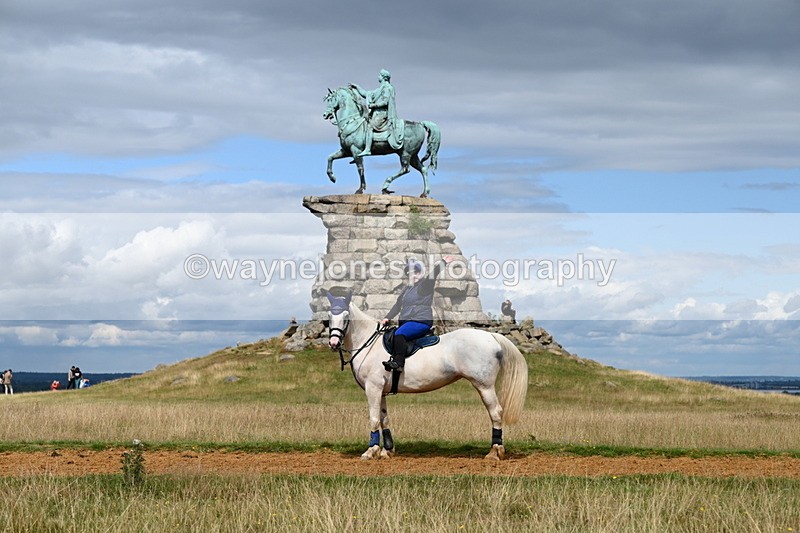 DSC_8949 - Time at Statue 14:33 to 15:10