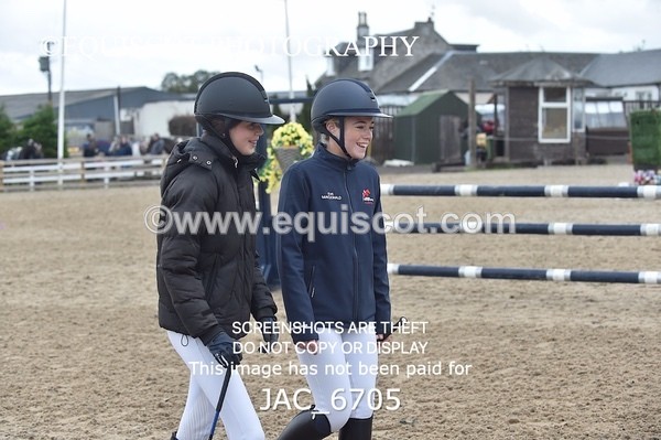 JAC_6705 - CLASS 17 SUN Pony Newcomers/ 1m Open