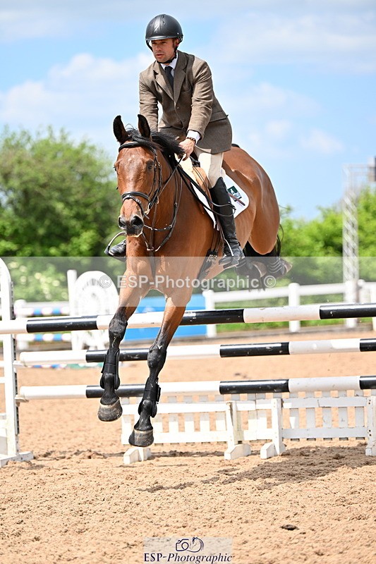 240605A-132343-00536 - Cls 3 Snr 1.05m Open