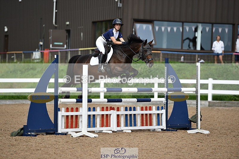 230903A-150216-05314 - Cls 21 Pony Foxhunter & 1.10m Open