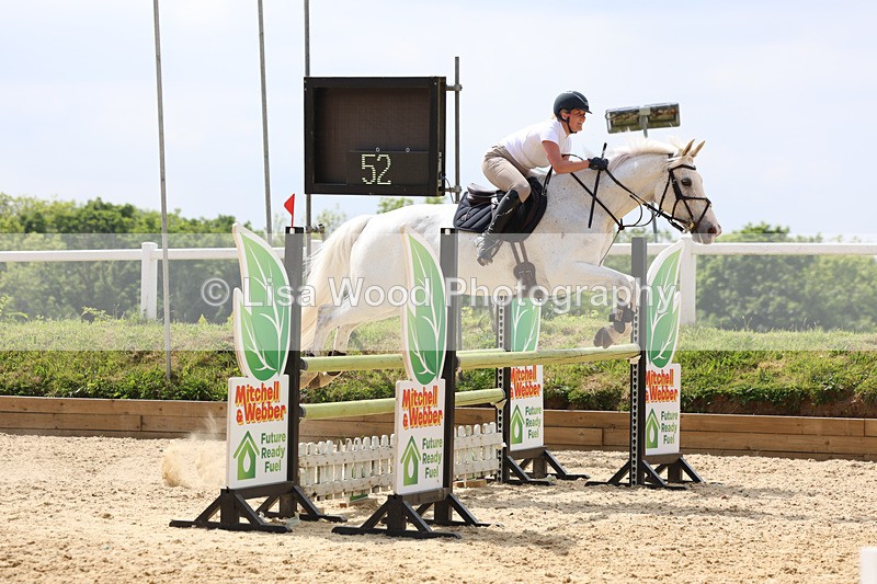 3E7A1025 - Class 13: Senior Newcomers/1.10m open