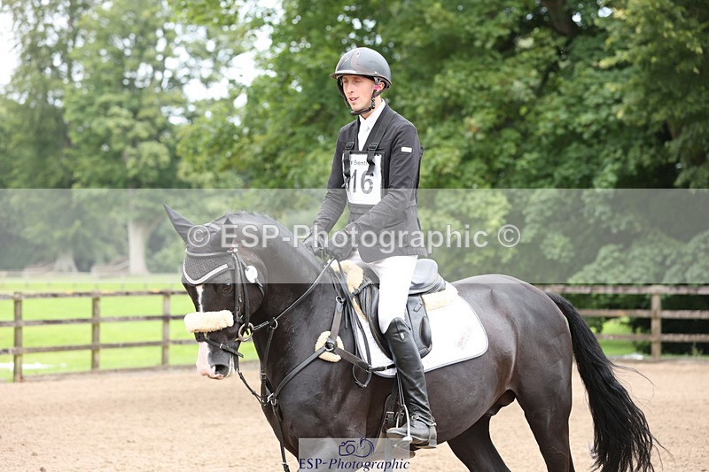 240804-142048-15815 - 616-Max_Forster-HEVANS_ROYAL_REVOLUTION