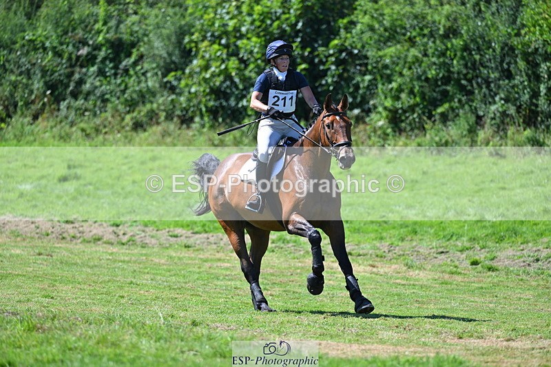 240811A-144403-05542 - 211-