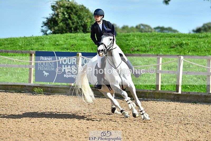 230729A-164809-07583 - Cls 18 National 1.30m