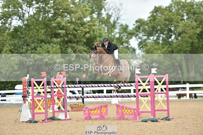 230723A-131932-12036 - Cls 24, 1 Star Gold 1.30m