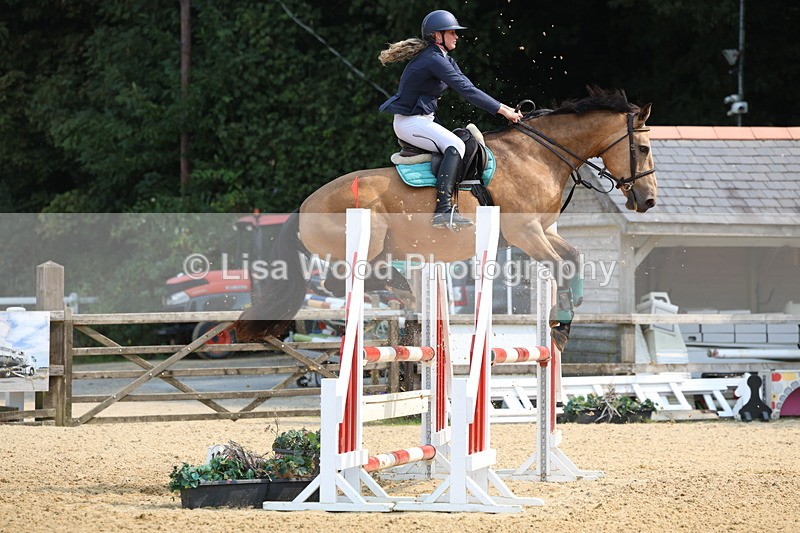 3E7A1183 - Class 4: Senior British Novice/90cm open