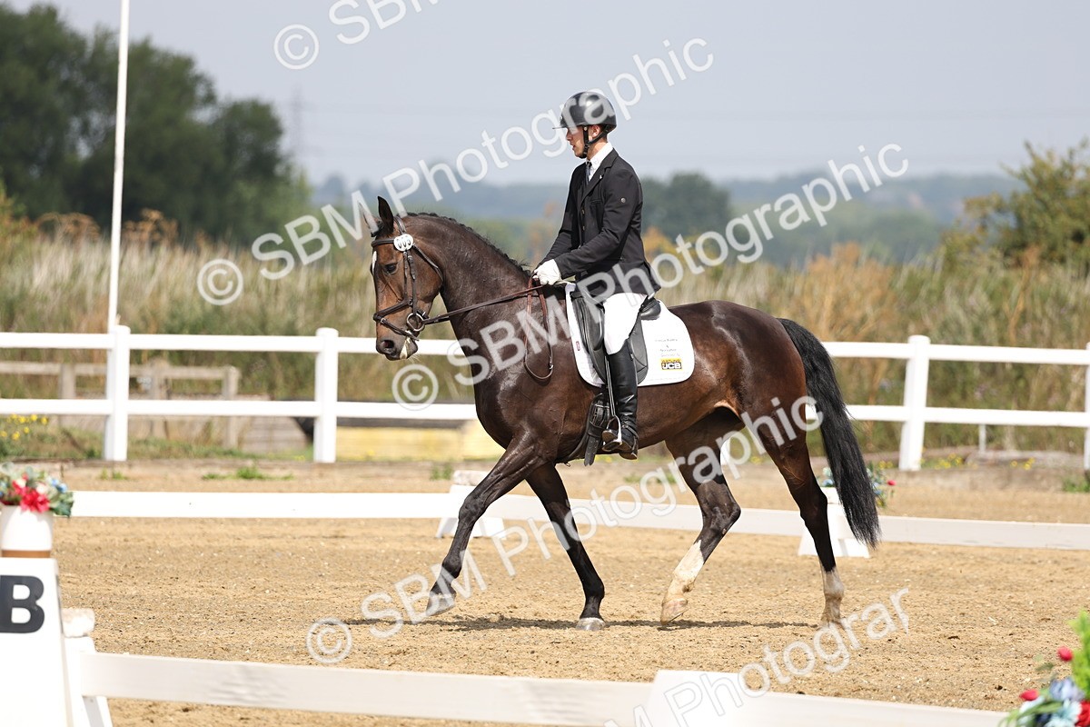 SBM_005891 - Class 6 - Novice 6 - 10.26-11.29