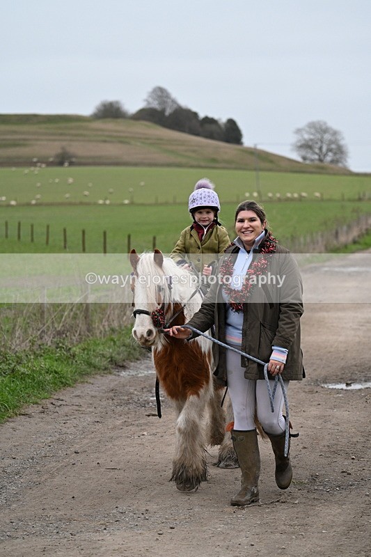 WJ7_1430 - Walk Home