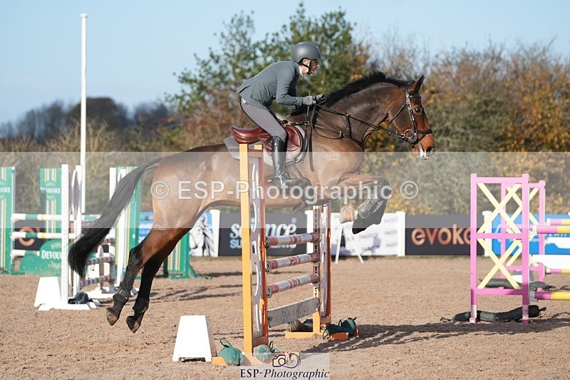 251108-102610-02149 - Cls 11 Snr 1.05m Open