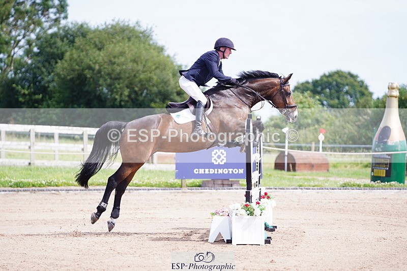 240803A-151250-08824 - Cls 32 National 1.30m Open