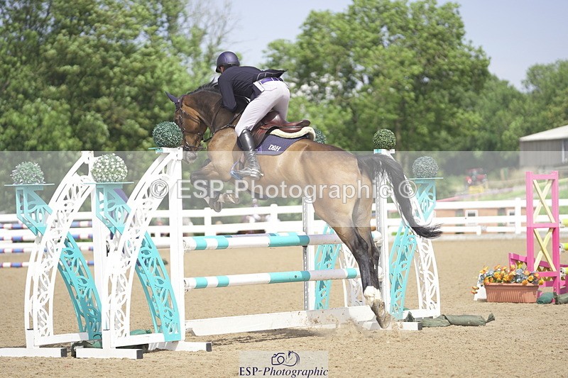 230810A-131748-02370 - Cls 4 1.05m Amateur Quali