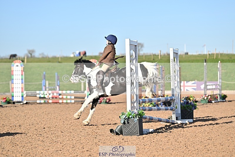 250401-172424-00404 - 70cm classes