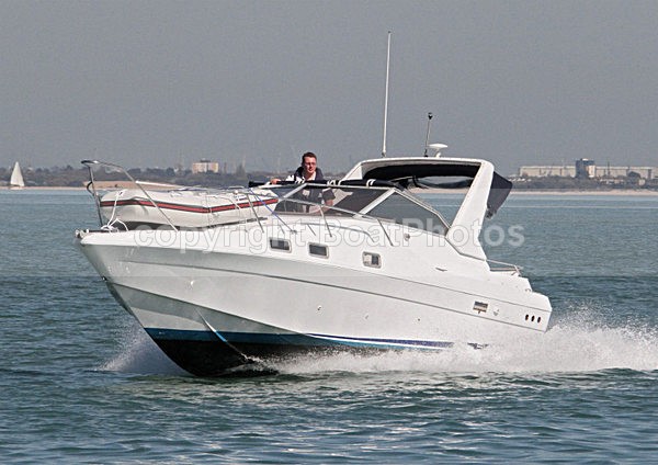 110408 LAURA JANE IMG_0324 - Motorboats - Open
