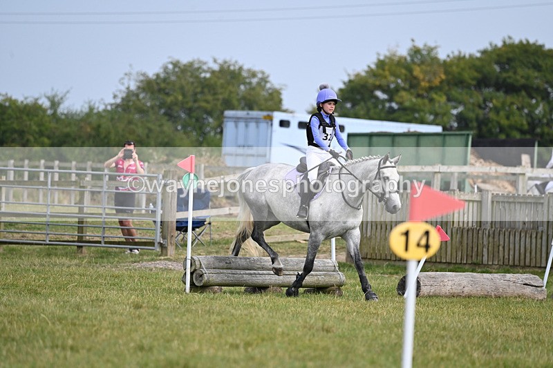 WJ6_1804 - 60cm XC Time 13:22 to 13:53