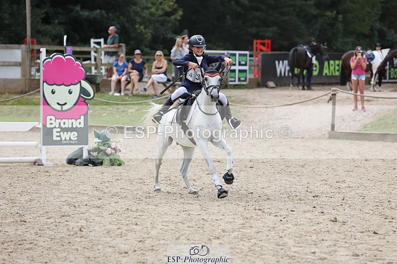 240823X-144232-18583 - 70cm R1 13.45 to 15.30