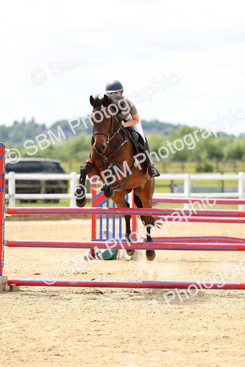 SBM_005095 - Class 18 - Senior 1.05m Open