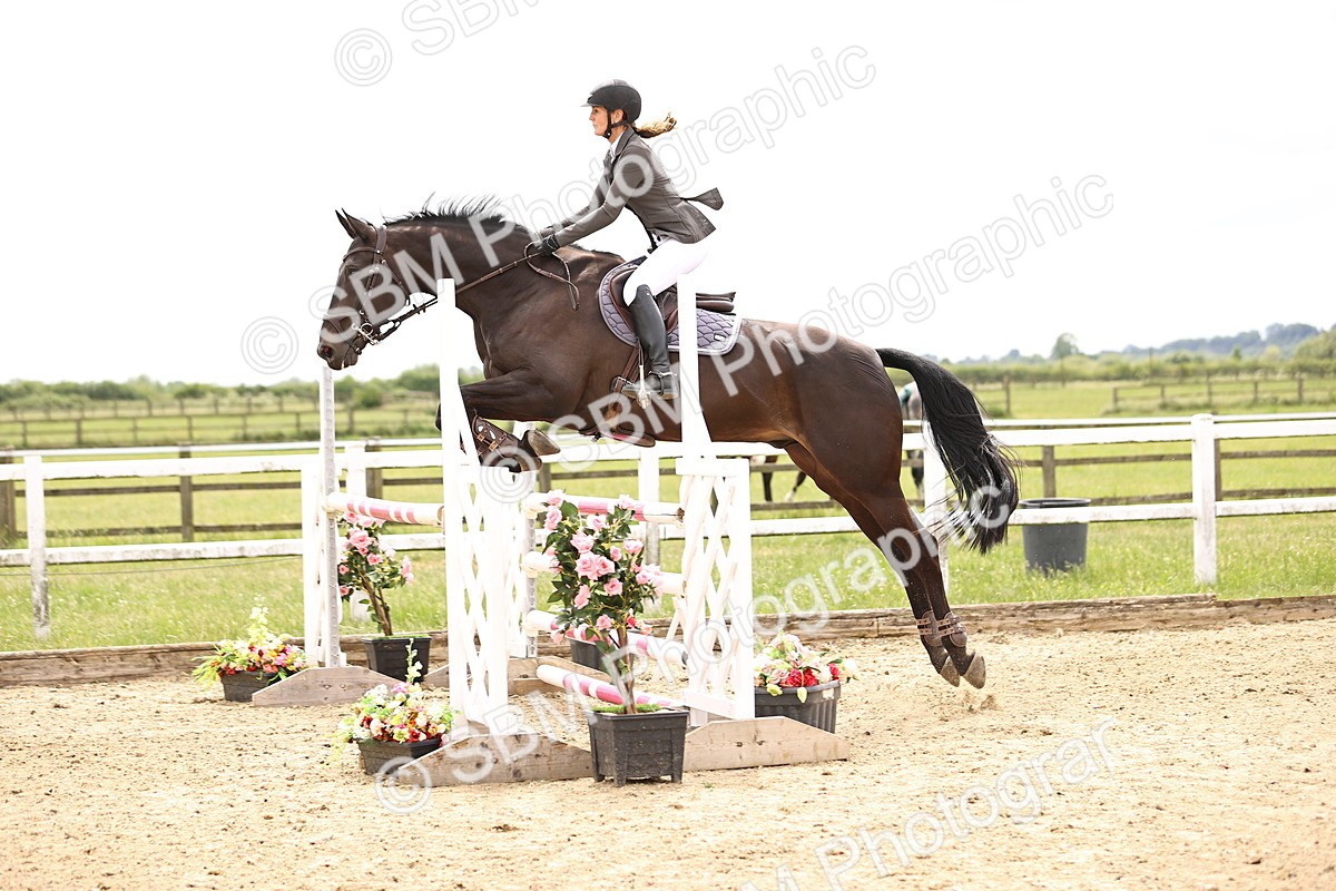 SBM_007828 - Class 19 - Senior Newcomers - 1.10m
