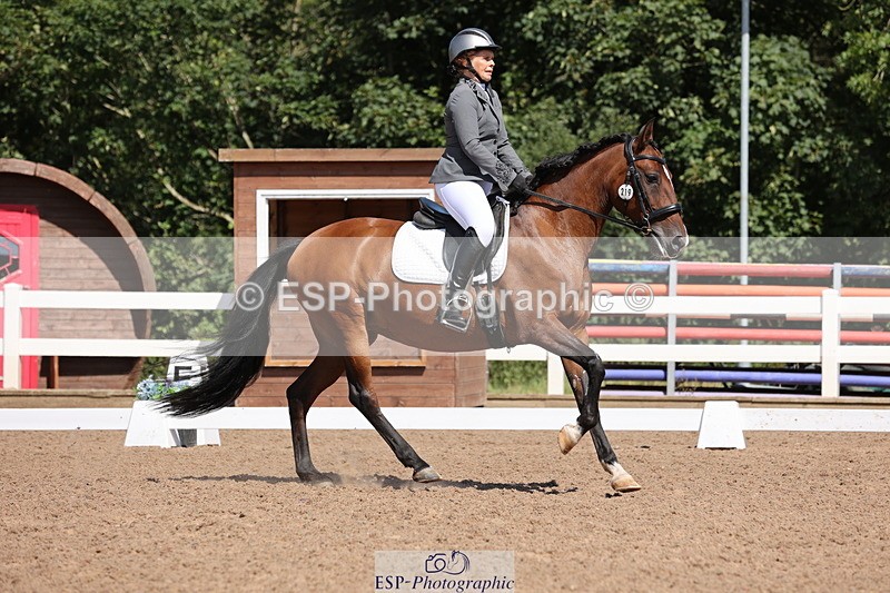 240816A-115840-04323 - 219-Sarah.Baldwin-Ervilha.Dos.Leitoes