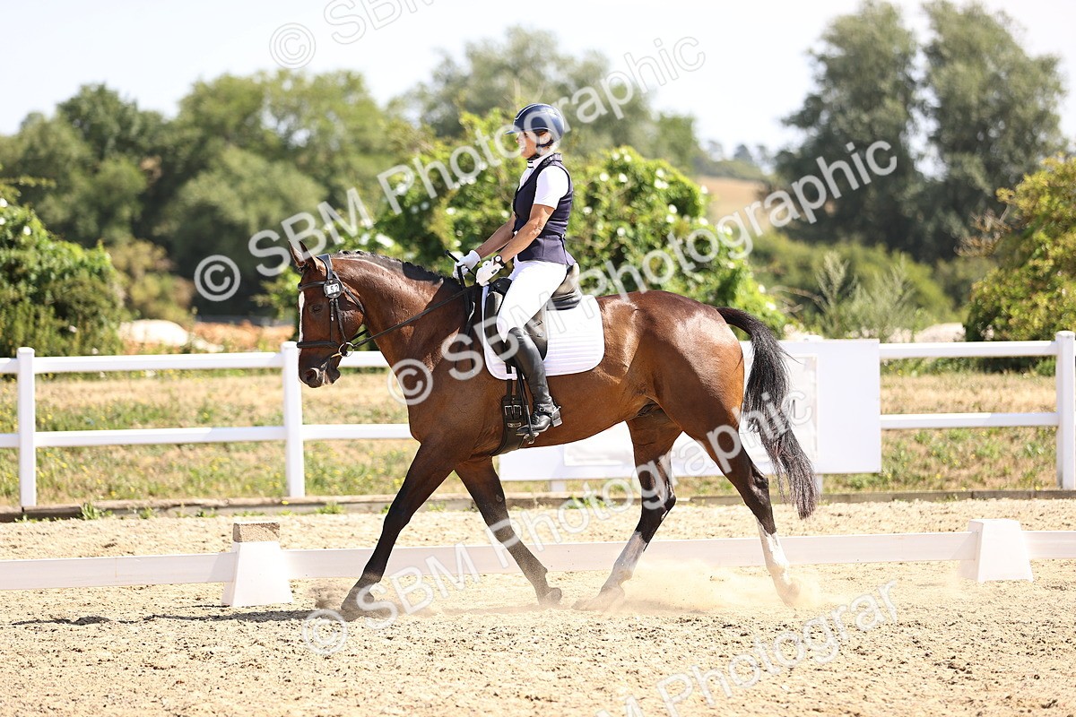 SBM_009370 - Novice 5 - 9.50-10.53