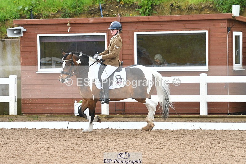 230511A-132945-00771 - BD Cls 10 Medium 61