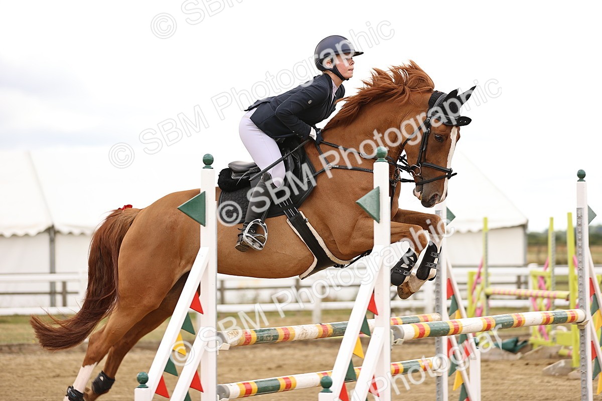 SBM_026903 - Class 13 - Senior Newcomers - 1.10m