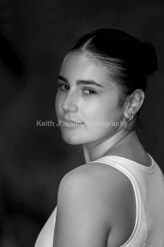 4KJS9469 - Portraiture