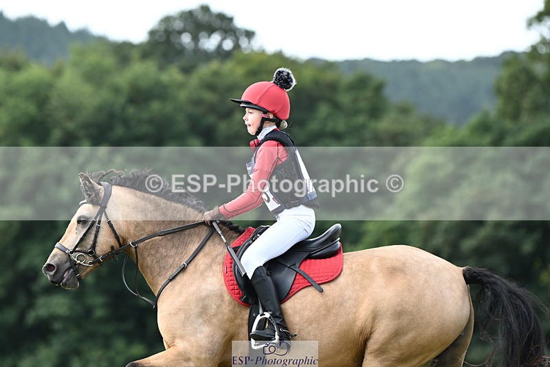 240825X-111535-31997 - 70cm XC 11.00 to 12.00