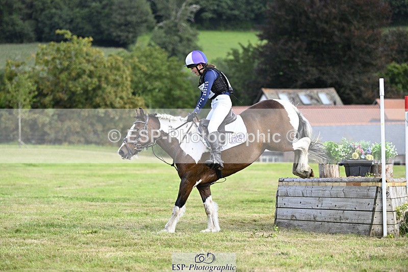 240825X-105830-31509 - 70cm XC 10.00 to 11.00