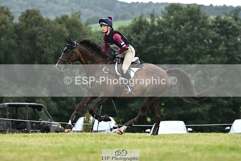 240825X-174854-38046 - 80cm XC 17.30 to End