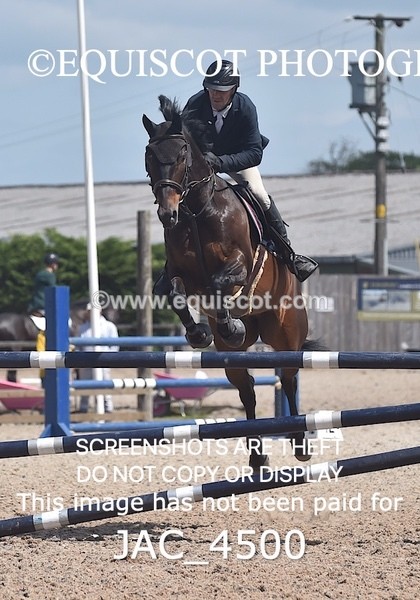 JAC_4500 - CLASS 6 Senior Newcomers/ 1.10m Open