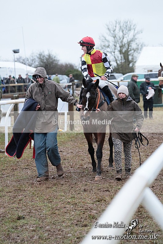 PtP 260125 835 - Cocklebarrow Point-to-Point racing with the Heythrop Hunt 26/01/25