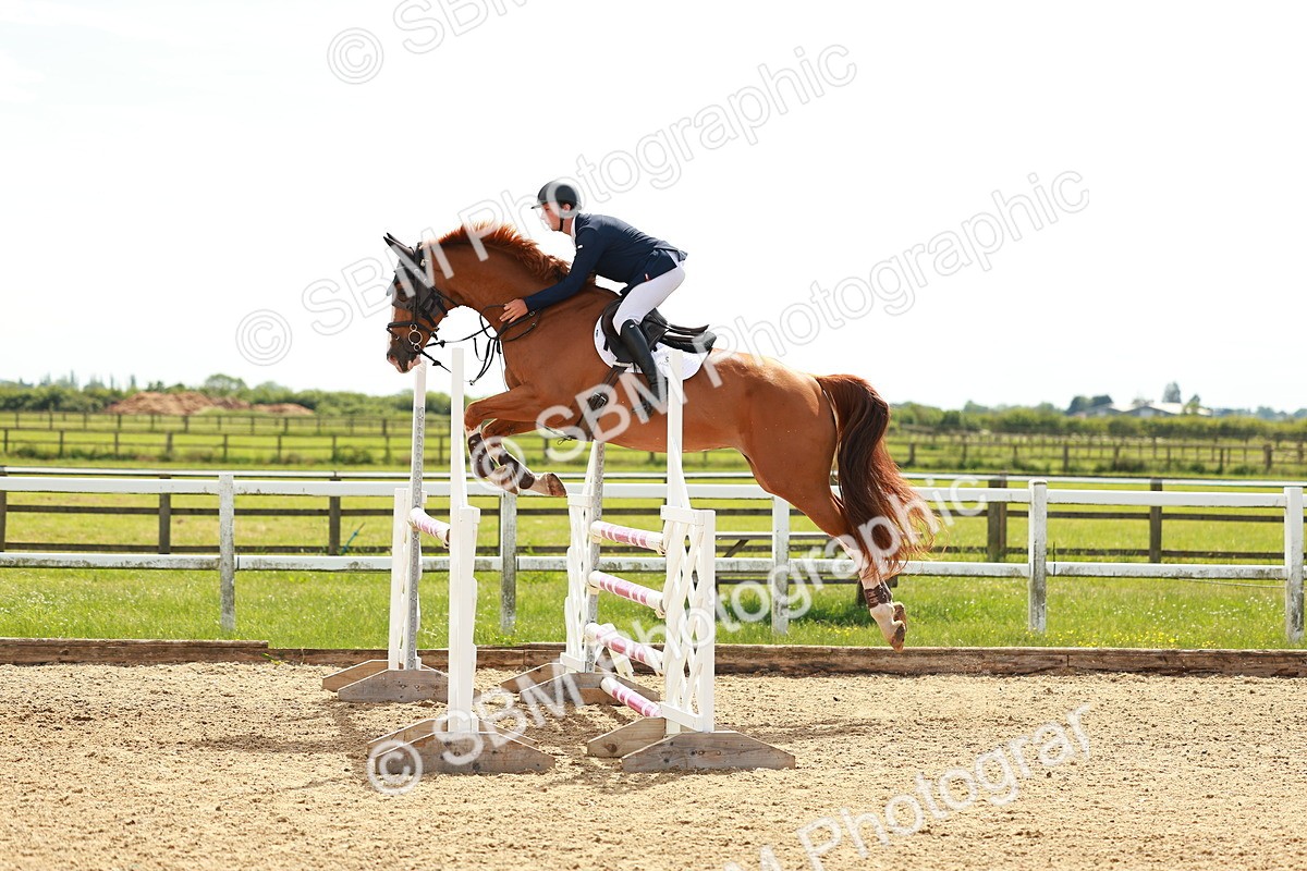 SBM_002424 - Class 4 - Senior Newcomers - 1.10m