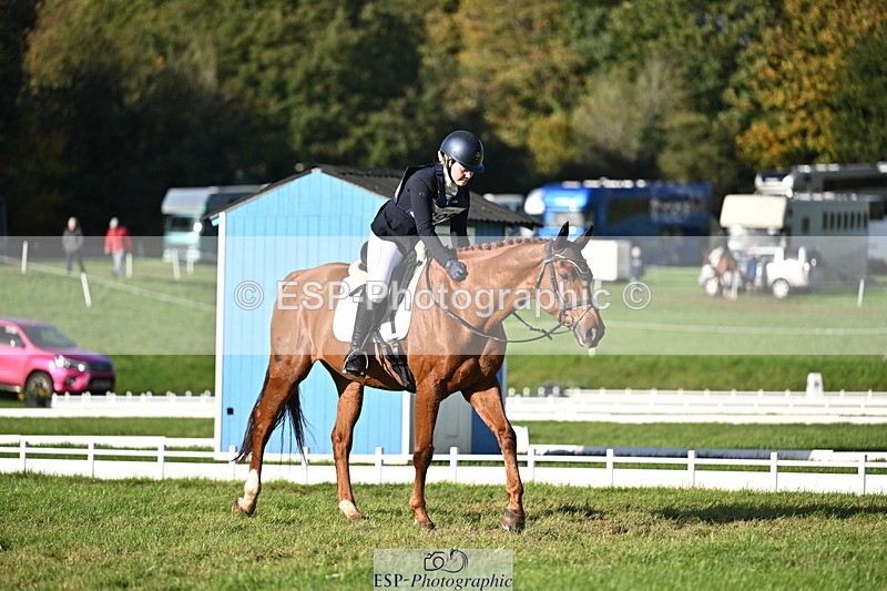 251024A-151934-14018 - E-396-Madeleine.Robertson