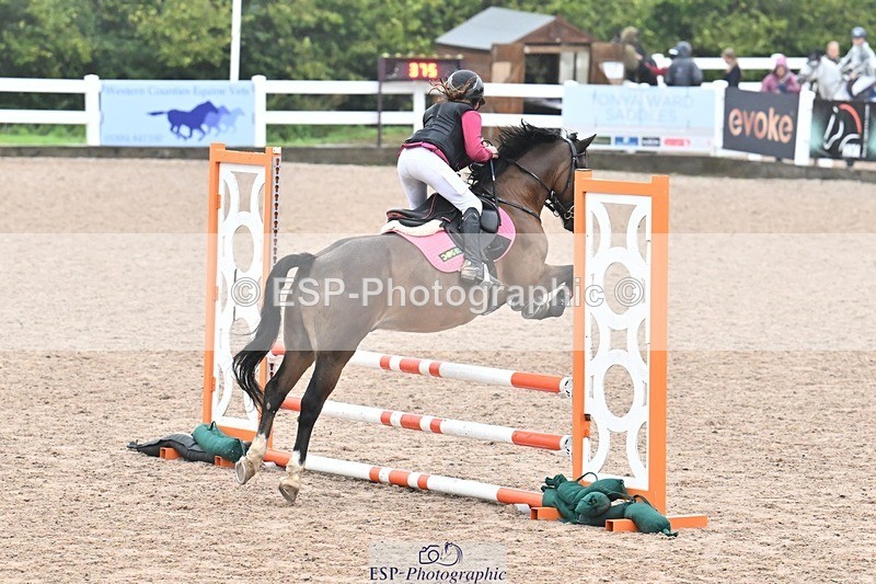 250920-142752-01703 - Cls 32 Stepping Stones