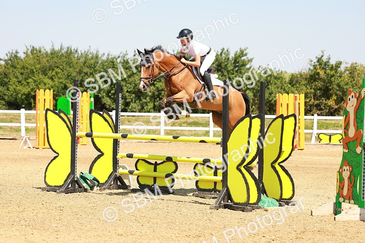 SBM_001312 - Class 4 - Senior Newcomers - 1.10m