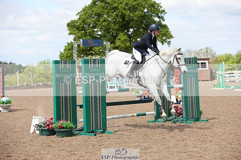 250504-125202-02633 - Cls 5 Pony Foxhunter and 1.10m Open