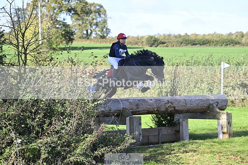 251024A-124300-11239 - B-136-Sophie.Jackson