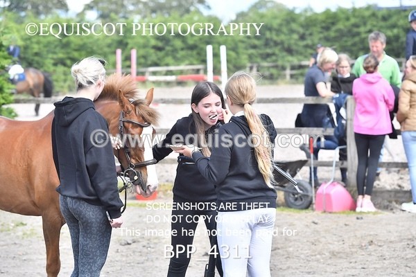 BPP_4311 - CLASS 18 SUN Stepping Stones 128/ 138cms Handicap