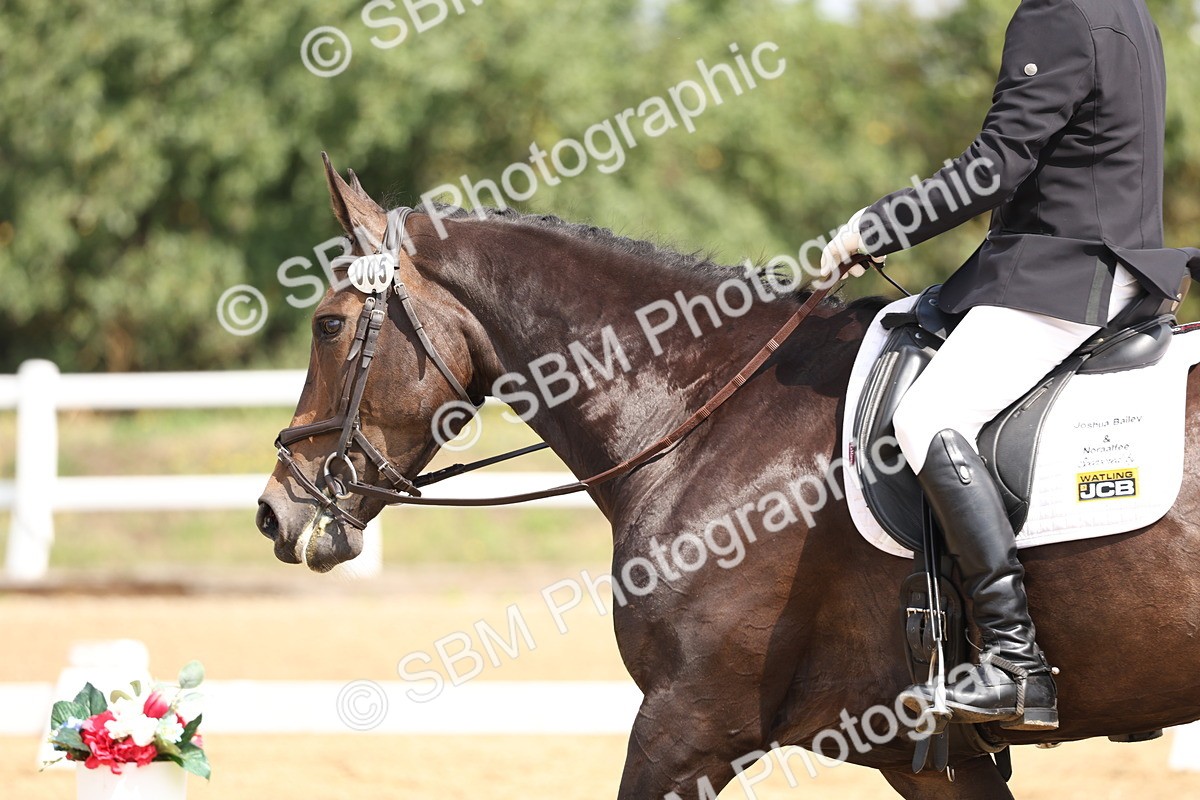 SBM_005908 - Class 6 - Novice 6 - 10.26-11.29