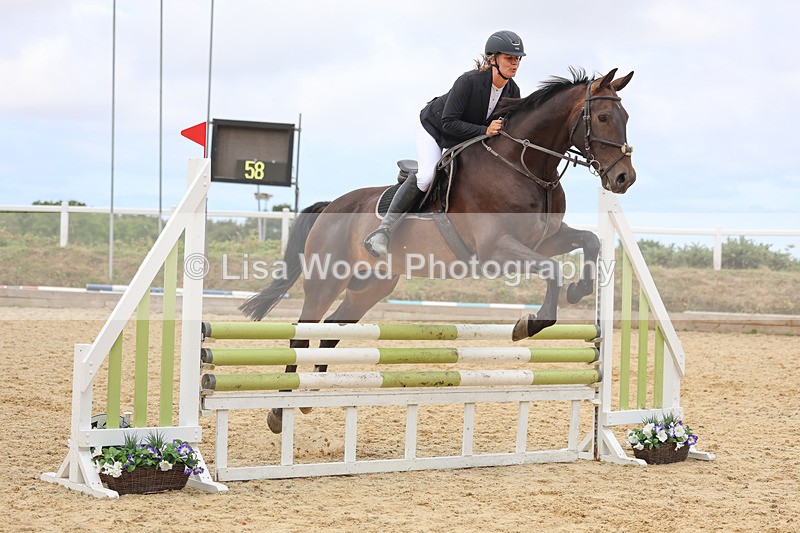 3E7A4735 - Class 4: Senior British Novice/90cm open