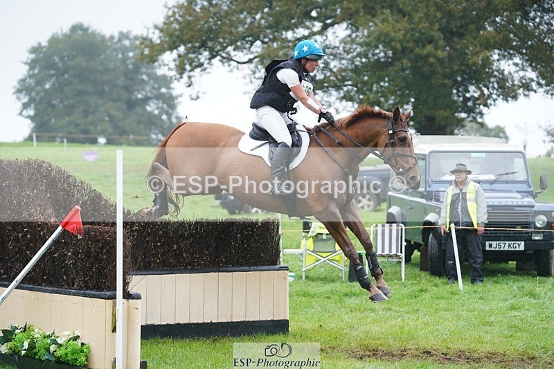 231021-110636-15398 - 656-DUNARD.RED.KNIGHT-Naomi.Watkins-SC+XC