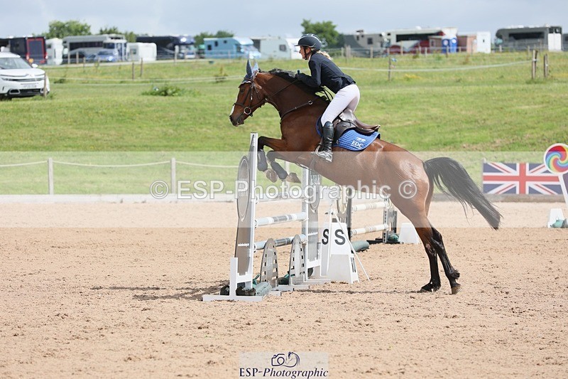 250525-110044-07656 - Cla 27 A&B 1.05 & 1.10m Snr Gran Prix