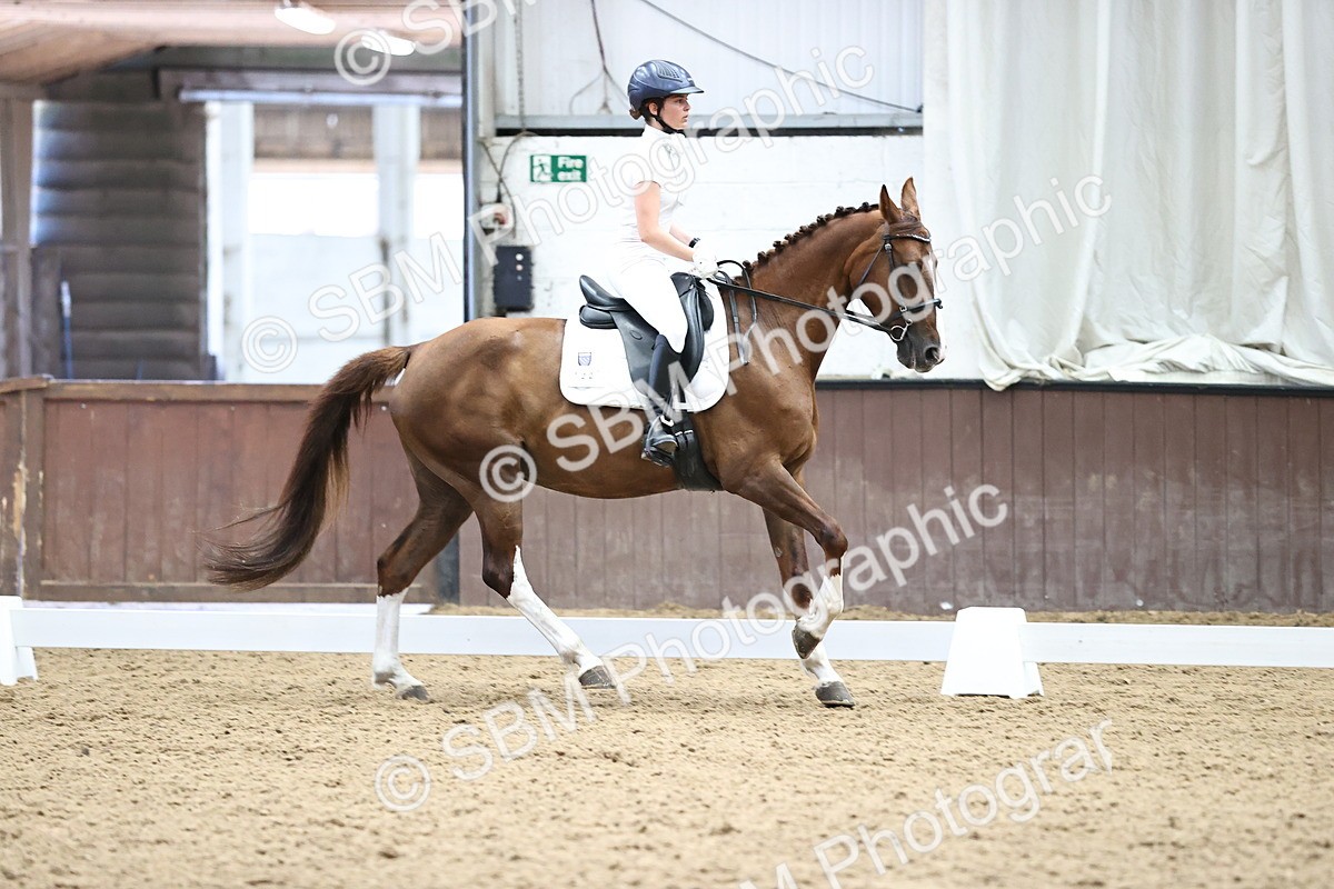 SBM_001368 - Novice 4 - 11.15-13.22
