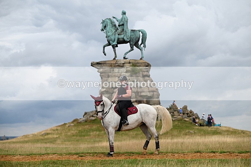 DSC_4926 - Time at Statue 11:10 to 11:42