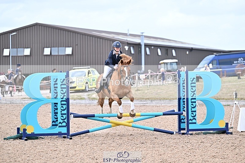 250826-160440-00223 - 70cm