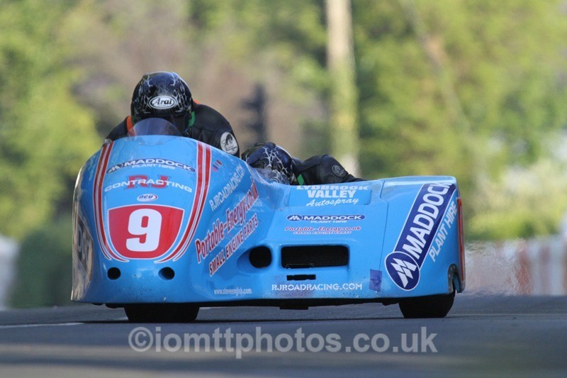 IMG_5494 - Thursday Practice - TT 2013 Side Car